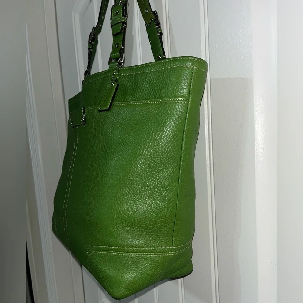 Coach Lime Green Leather Hamilton Shoulder Bag Interior Dark Blue